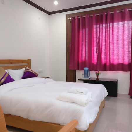 Green Roof Hotel Nainital Rom bilde